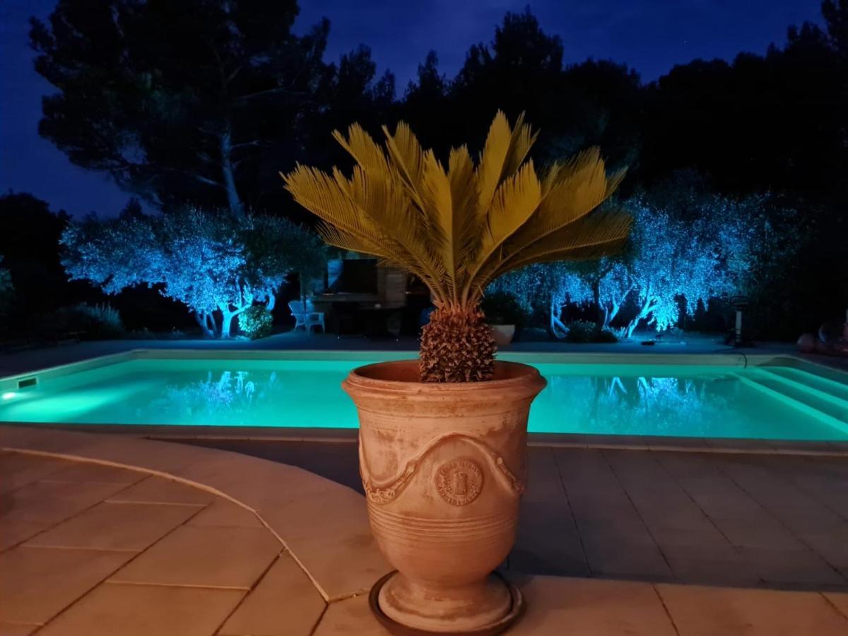 Villa Appel Du Luberon Mérindol Esterno foto