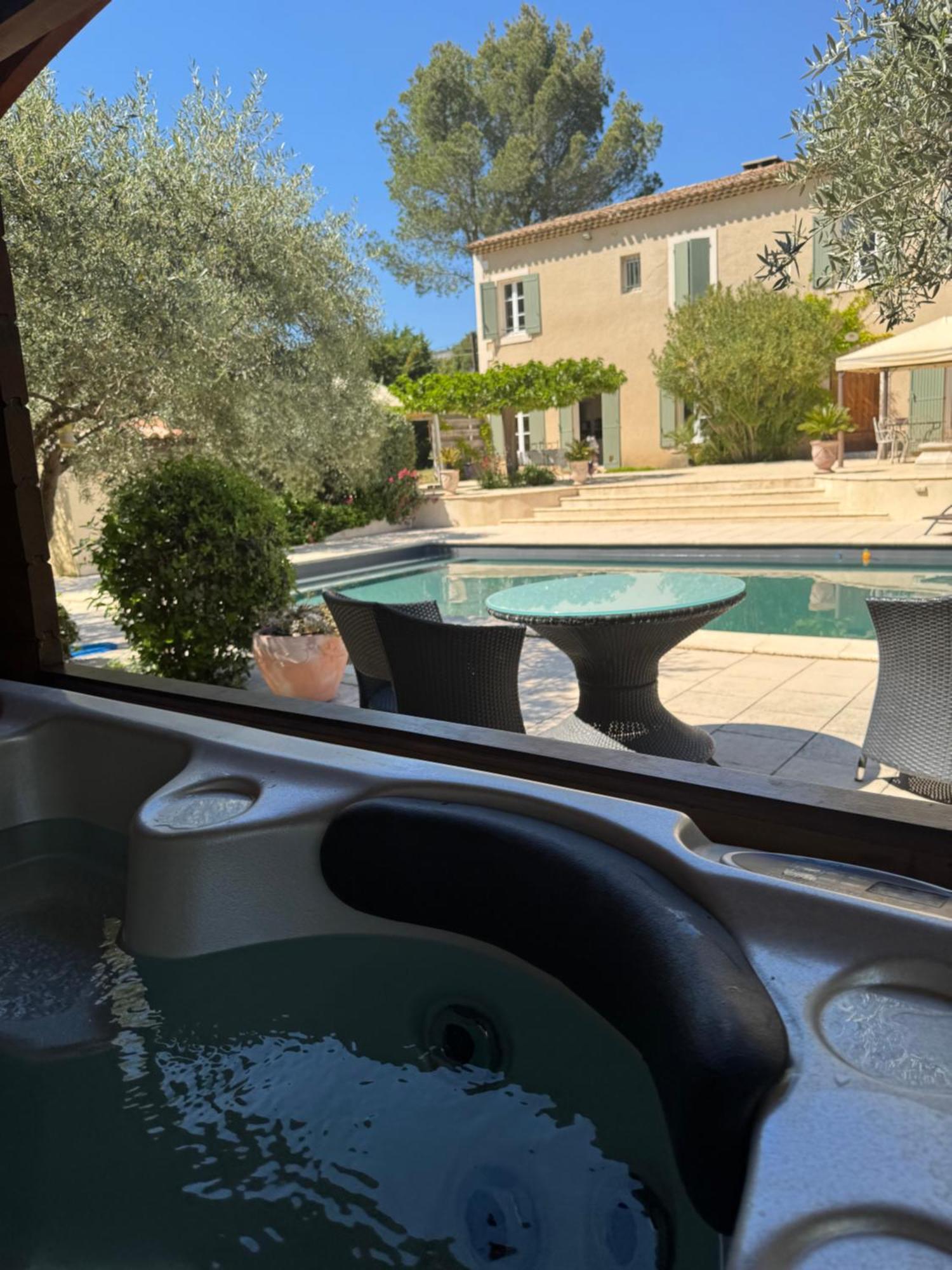 Villa Appel Du Luberon Mérindol Esterno foto